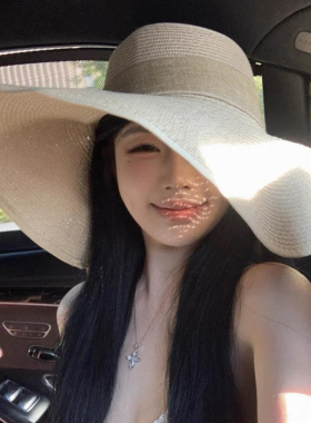 2025新款大帽檐草帽女夏季度假风