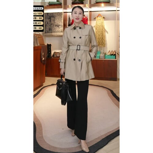 [设计总监然姐]EITIE爱特爱经典翻领浅驼色双排扣中长款风衣外套