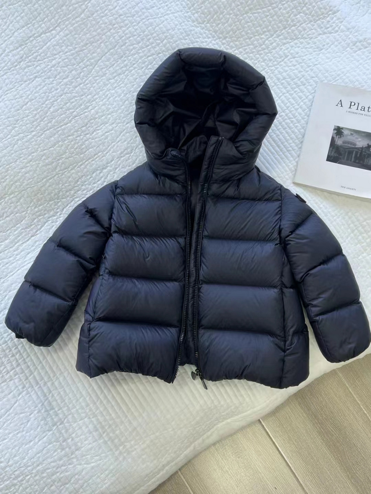 90白鹅绒厚实保暖短款羽绒服亲子