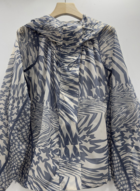 2025新款防晒衣小众星星设计感宽松轻薄透气户外外套显瘦防晒服女