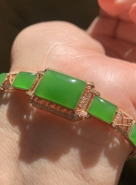 高货和田玉碧玉苹果绿金镶嵌手链高色苹果绿手链起胶起荧光18k金