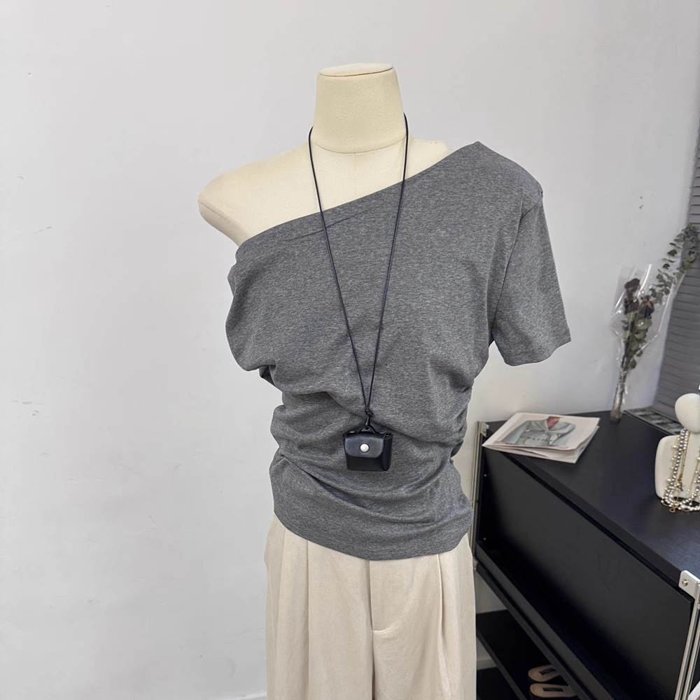气质斜领露肩膀设计感短袖T恤女2025夏季新款韩版高级感女装上衣