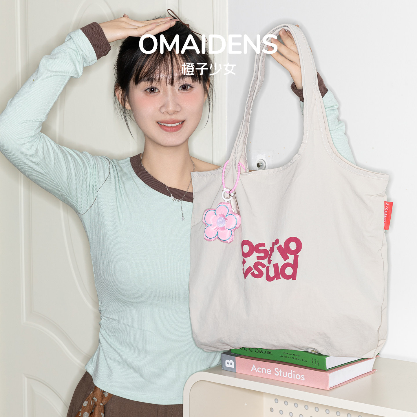 橙子少女字母尼龙帆布包韩系轻便大容量托特包简约单肩包学生上课,箱包皮具/热销女包/男包,托特包,淘宝优惠券,粉丝福利购,淘宝优惠卷