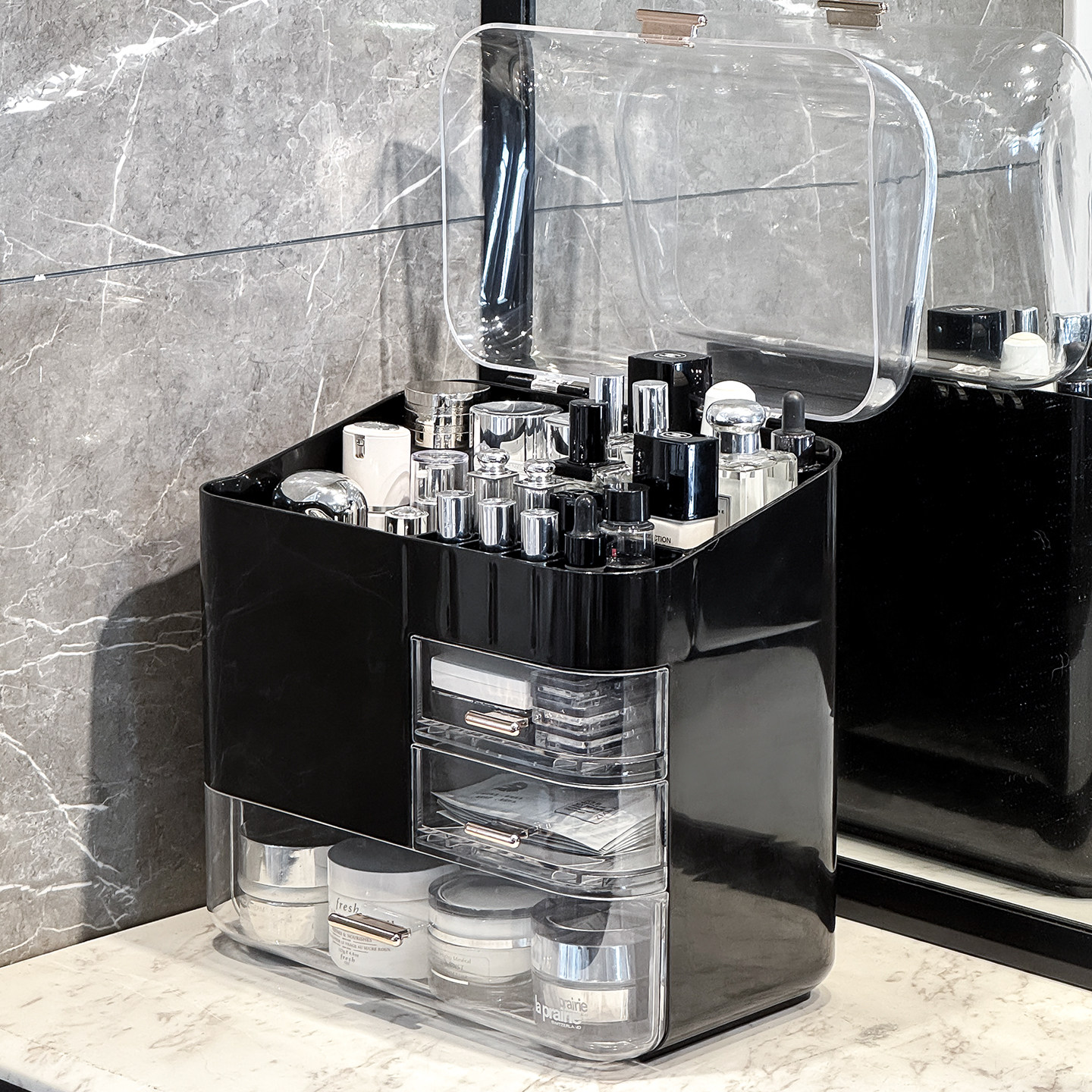 桌面化妆品收纳盒高级感防尘护肤品整理箱大容量口红柜香水置物架