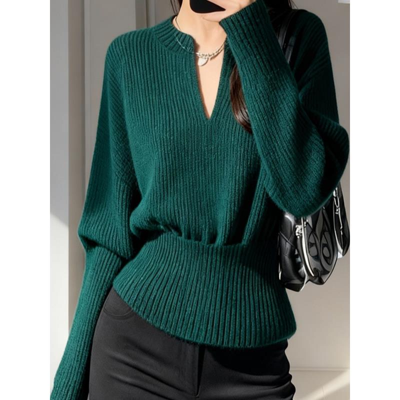 正品哥家新2025冬季设计感绿色V领羊毛针织衫收腰显瘦套头毛衣