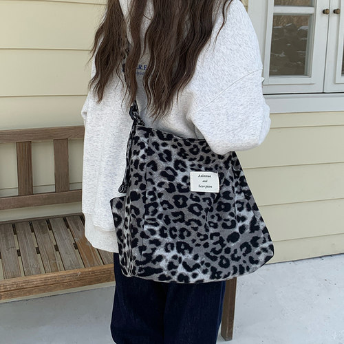 豹纹包包女士百搭通勤大容量挎包