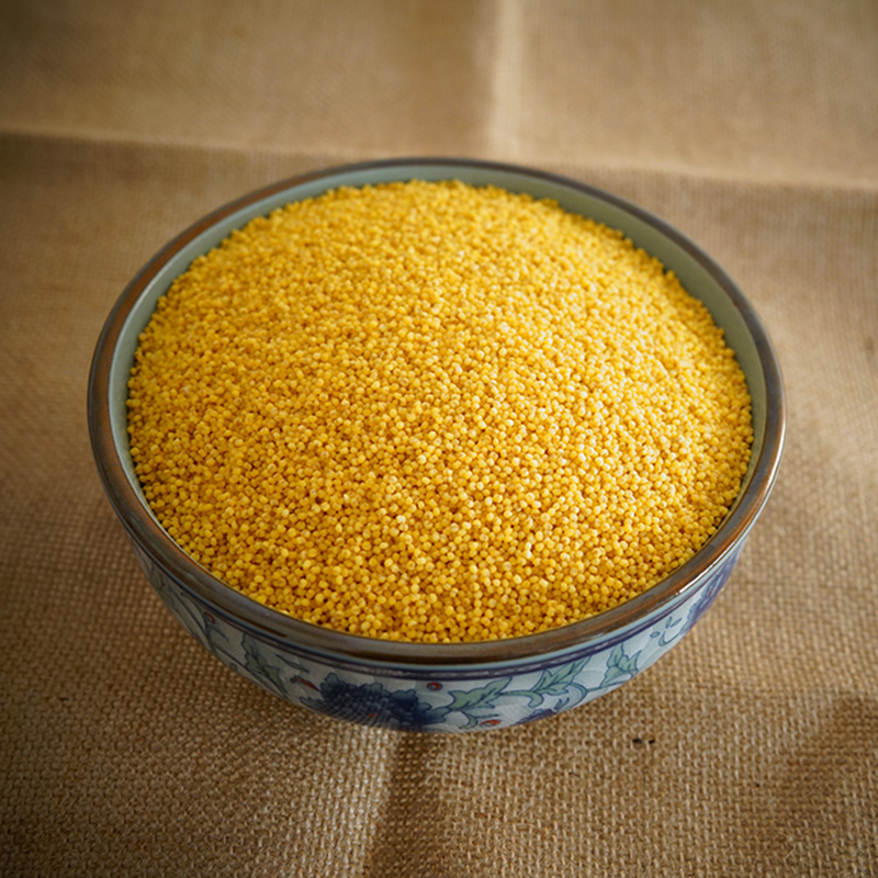 [中晋偶然遇]山西特産の有機黄色の粟新米特級の粟は脱皮して婦糠雑穀の粟を持っています。