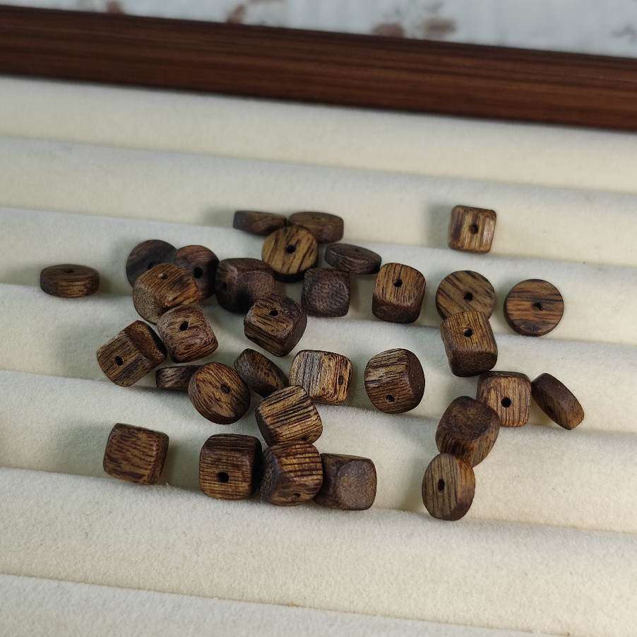 保真天然沉香隔片垫片方糖随行水晶蜜蜡手链手串diy木头配饰,饰品/流行首饰/时尚饰品新,沉香,淘宝优惠券,粉丝福利购,淘宝优惠卷