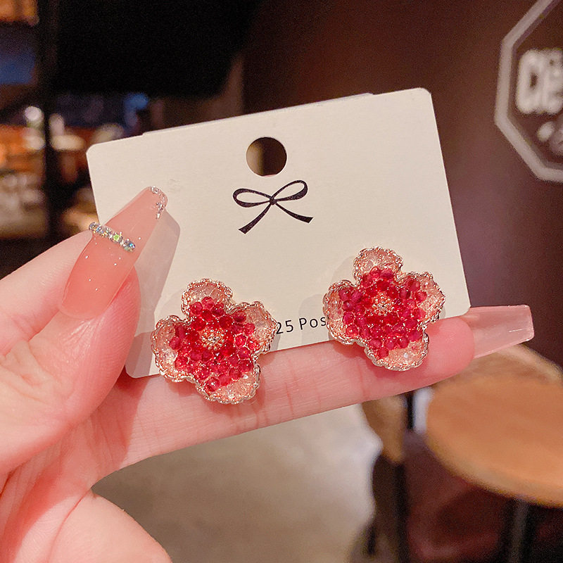 S925银针简约几何形花朵耳环女轻奢高级设计感镶钻红色耳钉耳饰品