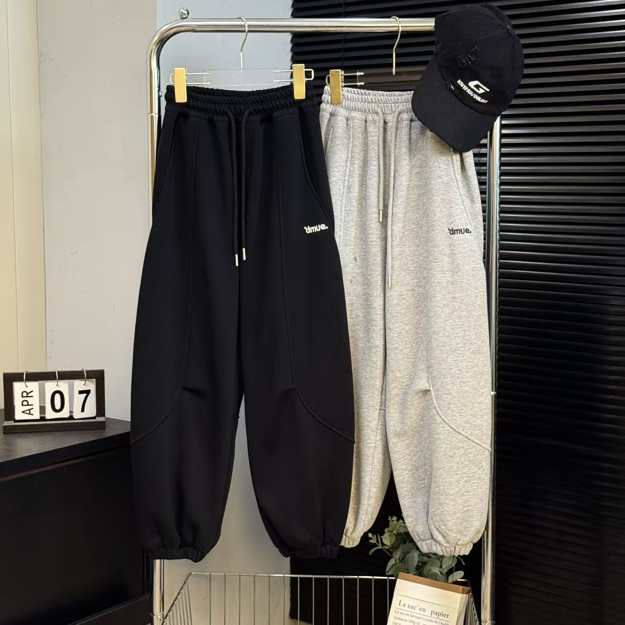 冬季青少年运动裤2025冬装男孩加绒卫裤休闲裤5021