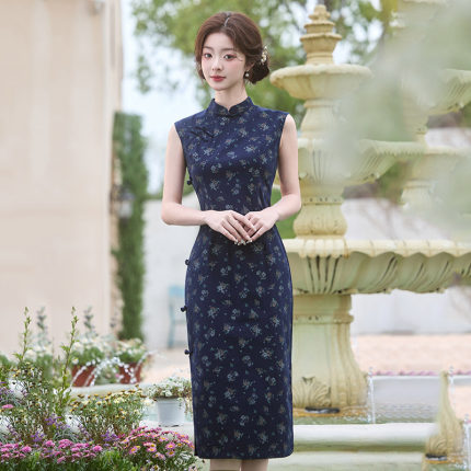 新中式夏季2025藏青无袖修身气质长款改良旗袍连衣裙女