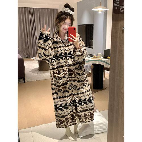 珊瑚绒睡衣女款秋冬季甜美复古