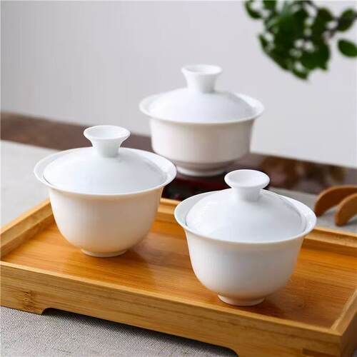 （批发白瓷90cc陶瓷盖碗）纯白功夫茶具敬茶碗二才泡茶碗小号茶备