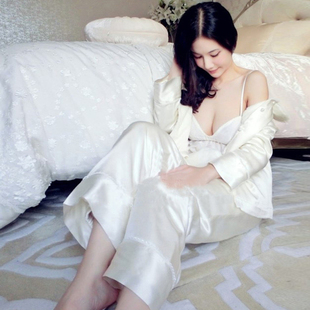 高端品质真丝睡衣女秋冬珊瑚绒长袖 加厚加绒保暖三件套家居服 长裤