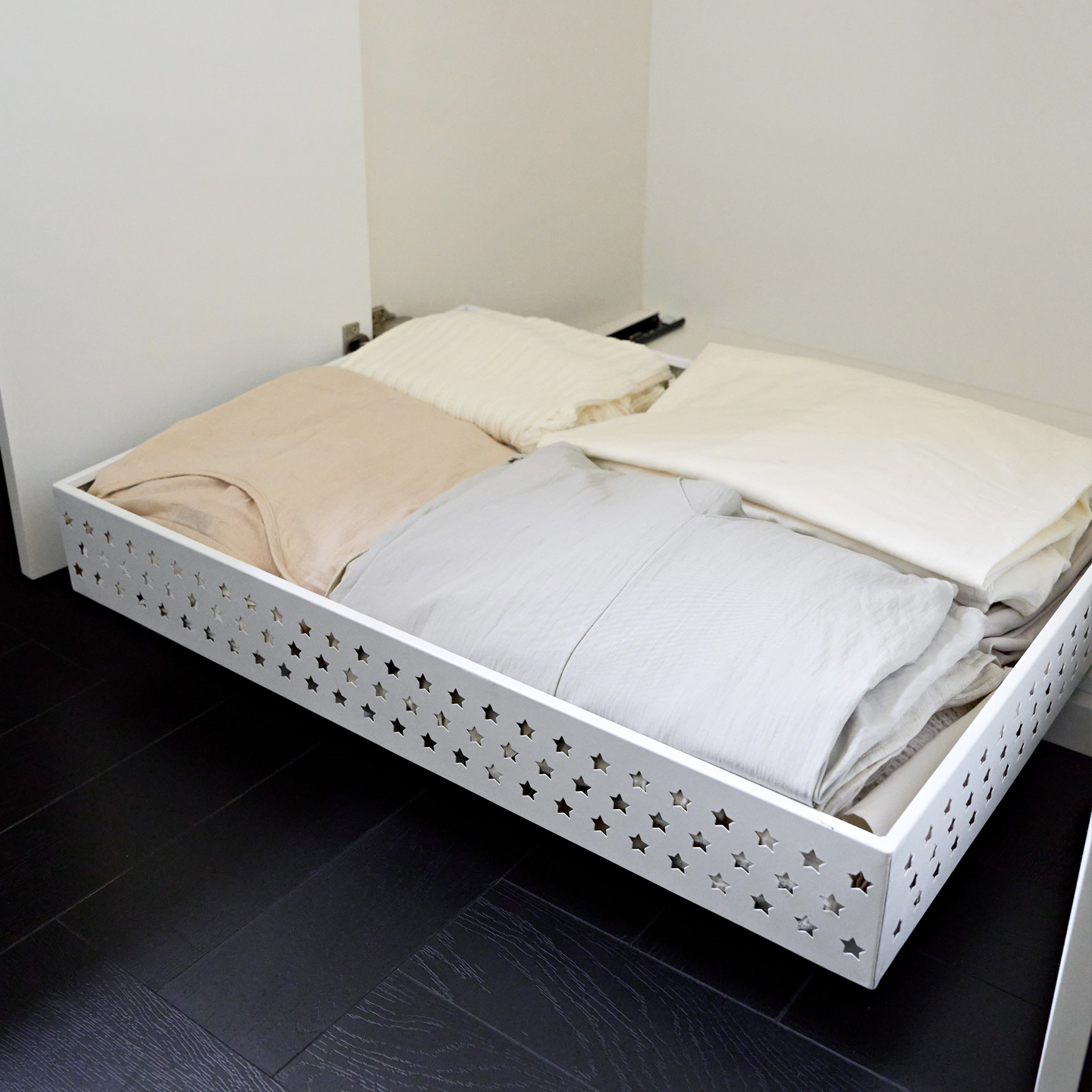 衣柜橱柜拉篮衣服收纳神器