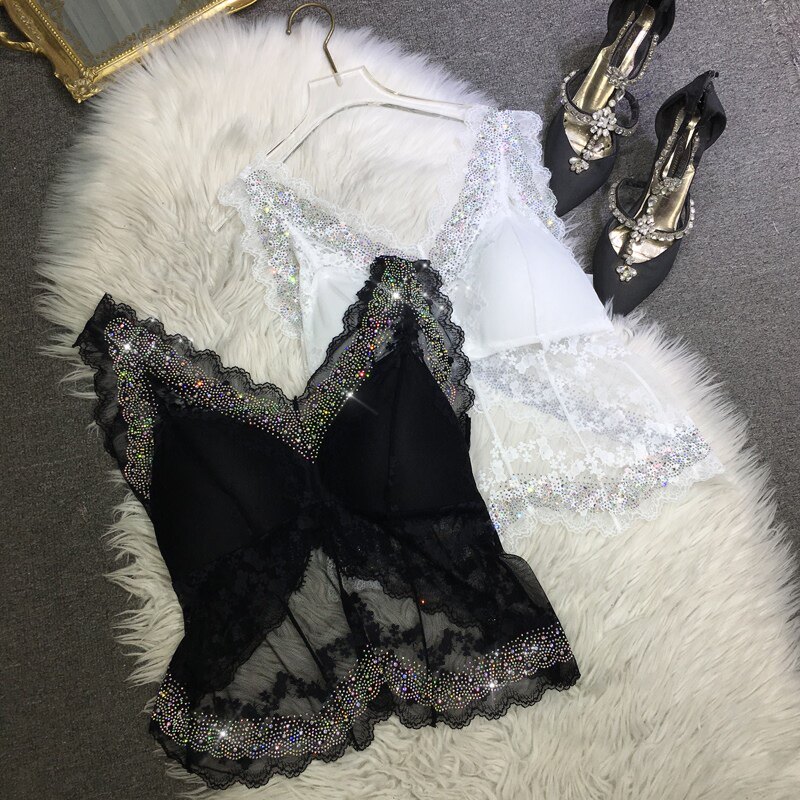 大码美背欧货重工烫钻女蕾丝修身背后蝴蝶宽肩V领四季内搭显瘦夏
