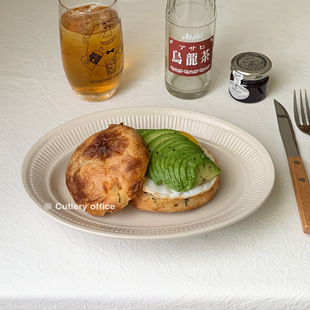 Cutlery 复古米白色浮雕条纹边陶瓷椭圆盘早餐甜品西餐盘 日式