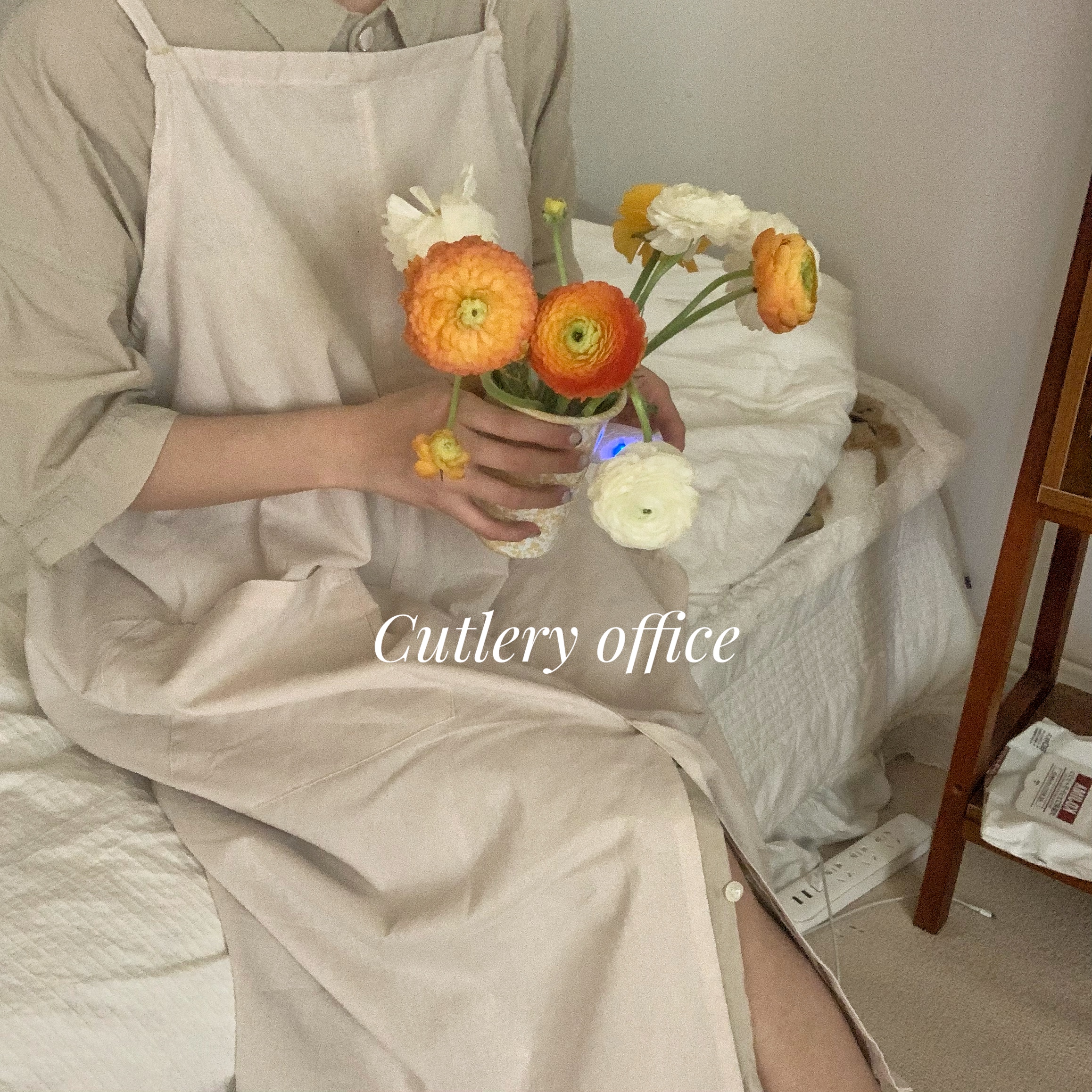 Cutlery丨日式背带围裙防水花艺美甲师咖啡店工作围裙可外穿