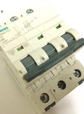 5SY6340-7CC  小型断路器  3P C40A   全新原装