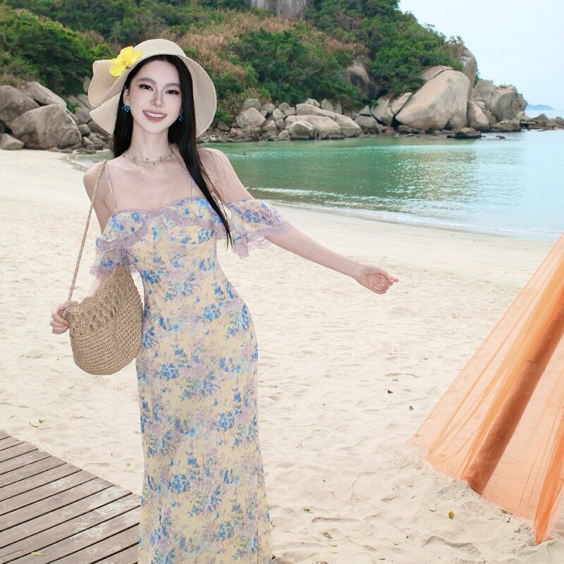 女装2026夏季十三行海边沙滩度假风一字肩拼接蕾丝花边碎花连衣裙