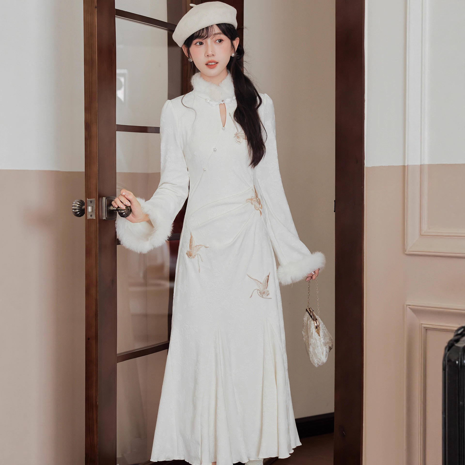 女装秋冬十三行新中式抓绒提花连衣裙气质国风鱼尾旗袍+斗篷套装