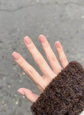 丝绒纯欲磨砂裸色美甲贴片