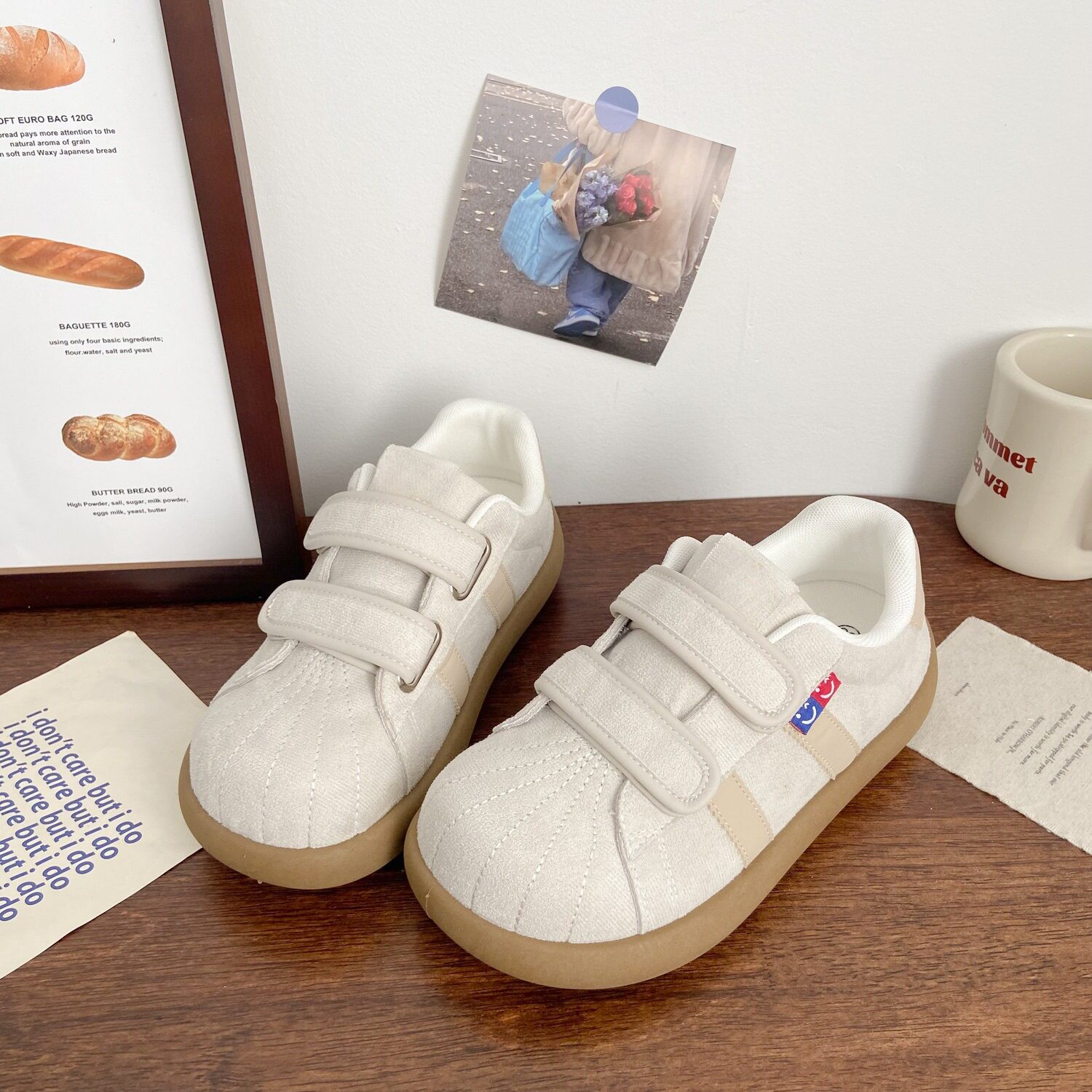 魔术贴女鞋春季韩系小白鞋学生休闲百搭鞋子女款2026新款爆款板鞋