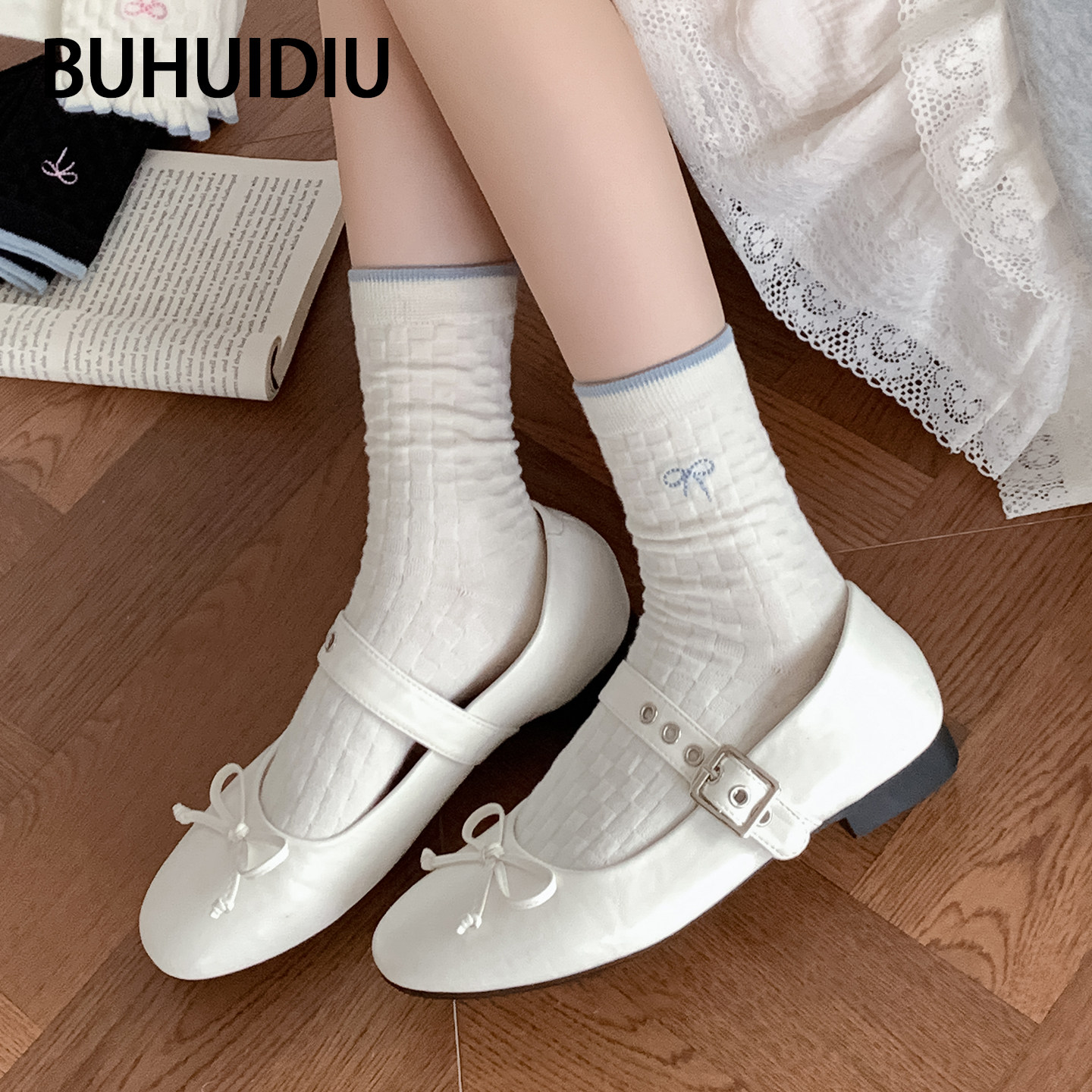 不会丢的袜子 花边格纹中筒袜女款春秋季miu风韩系少女显瘦堆堆袜