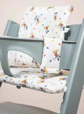 适配STOKKE成长餐椅棉坐垫靠垫防水Nuskin儿童配件安全带原版通用