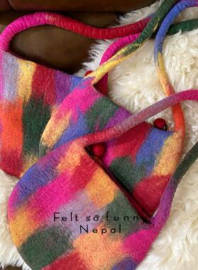 尼泊尔手工羊毛毡 创意彩虹色扎染晕染效果斜跨包单肩包时尚可爱