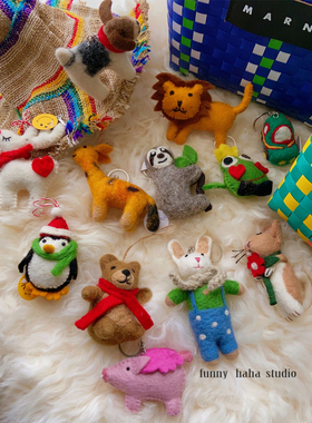 出口日韩手工羊毛毡狗狗小汽车树懒企鹅卡通动物包挂件钥匙扣挂饰