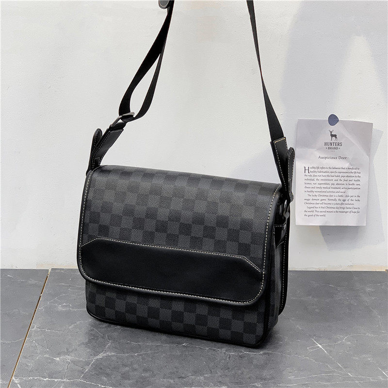 男士大容量邮差包单肩包斜挎包商务休闲时尚格子牛皮多隔层男包潮