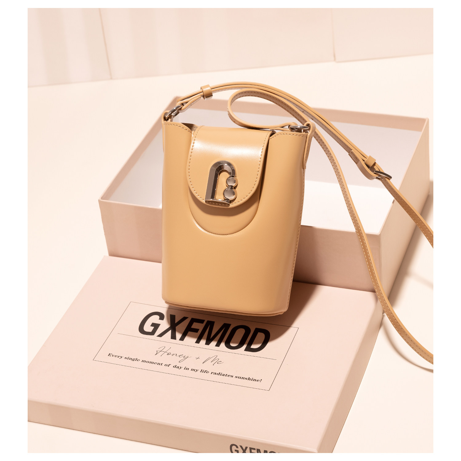 GXFMOD法式牛皮包单肩斜跨手机包