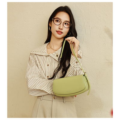 GXFMOD牛皮法棍女包2026早春