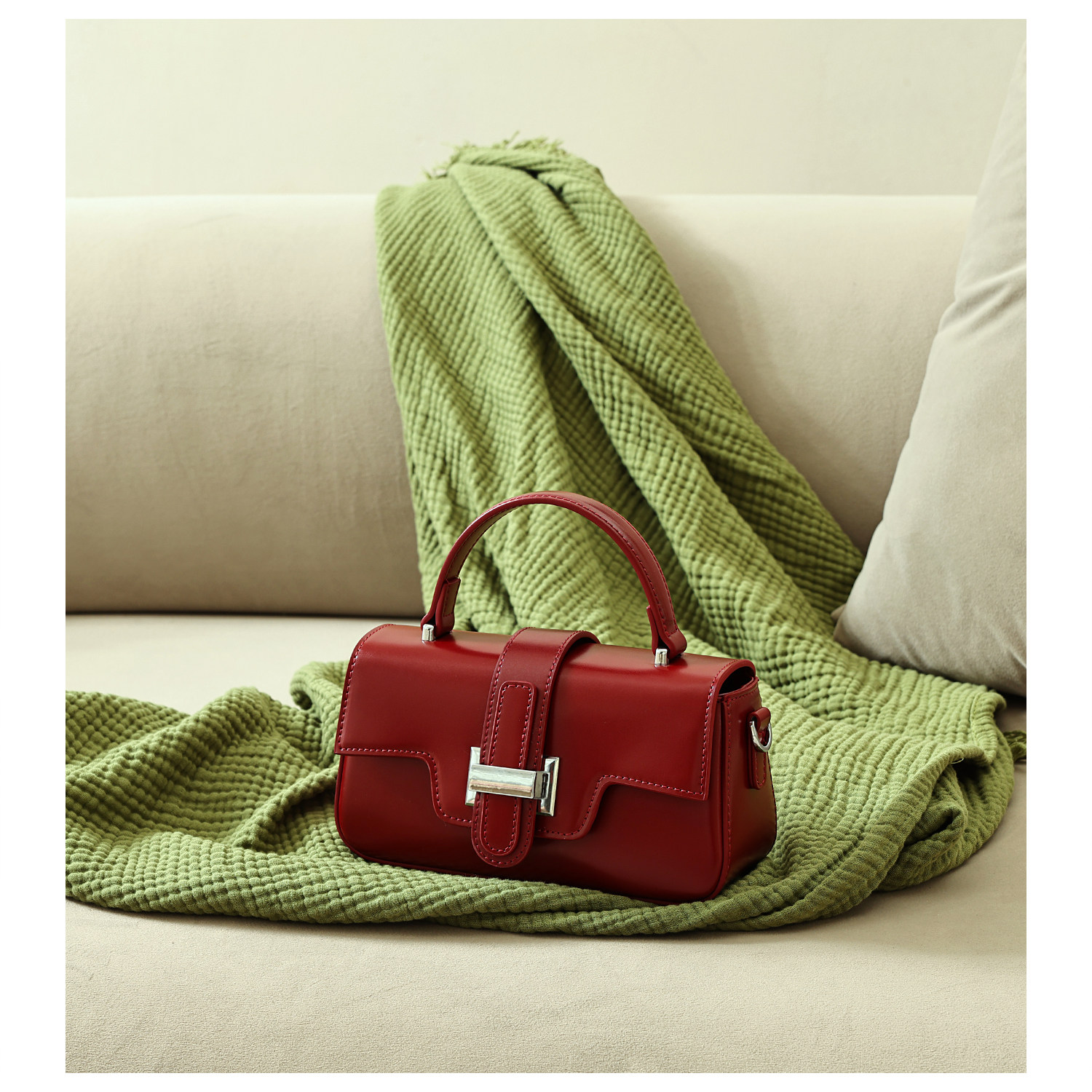 GXFMOD原创设计真皮小方包2026本命年新款女包单肩手提斜挎红色包