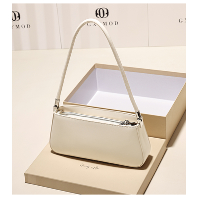 小众设计真皮简约腋下法棍包