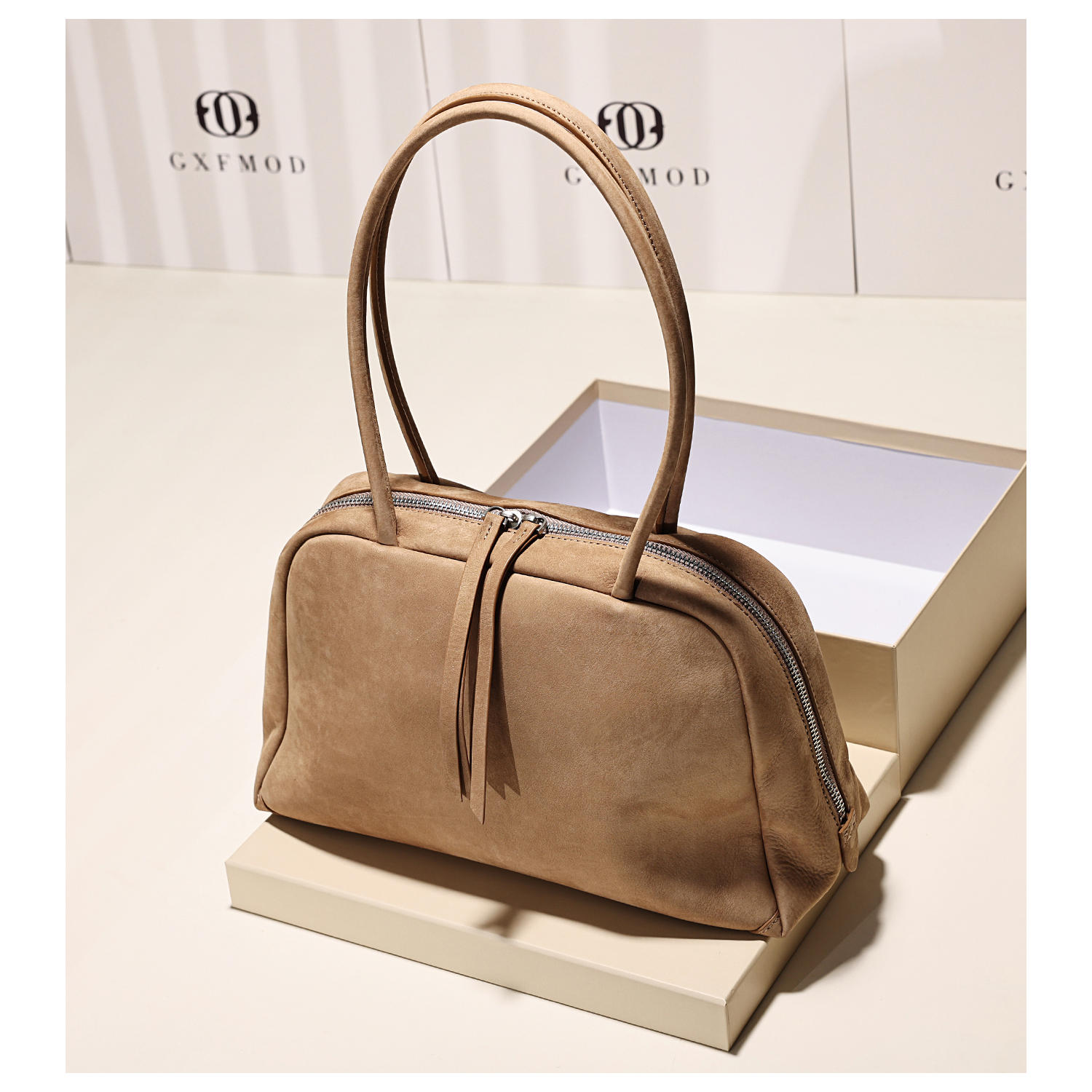 GXFMOD小众设计磨砂牛皮时尚腋下包女2025秋冬新款简约通勤单肩包