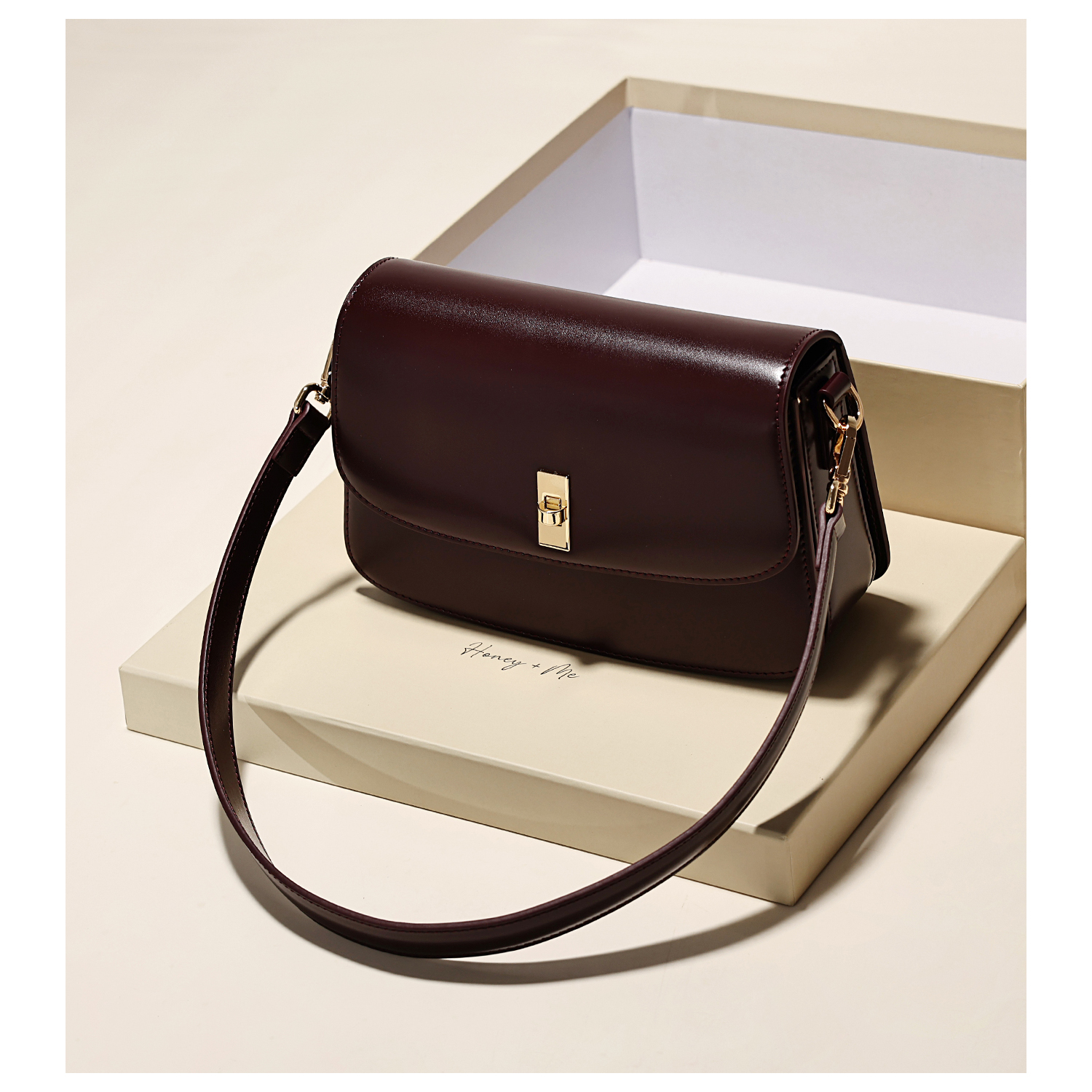 GXFMOD小众设计牛皮通勤法棍包2025秋冬新款腋下包潮流百搭单肩包