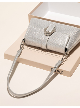 GXFMOD时尚镶钻晚宴包简约腋下通勤包2025新款烫钻单肩斜挎法棍包