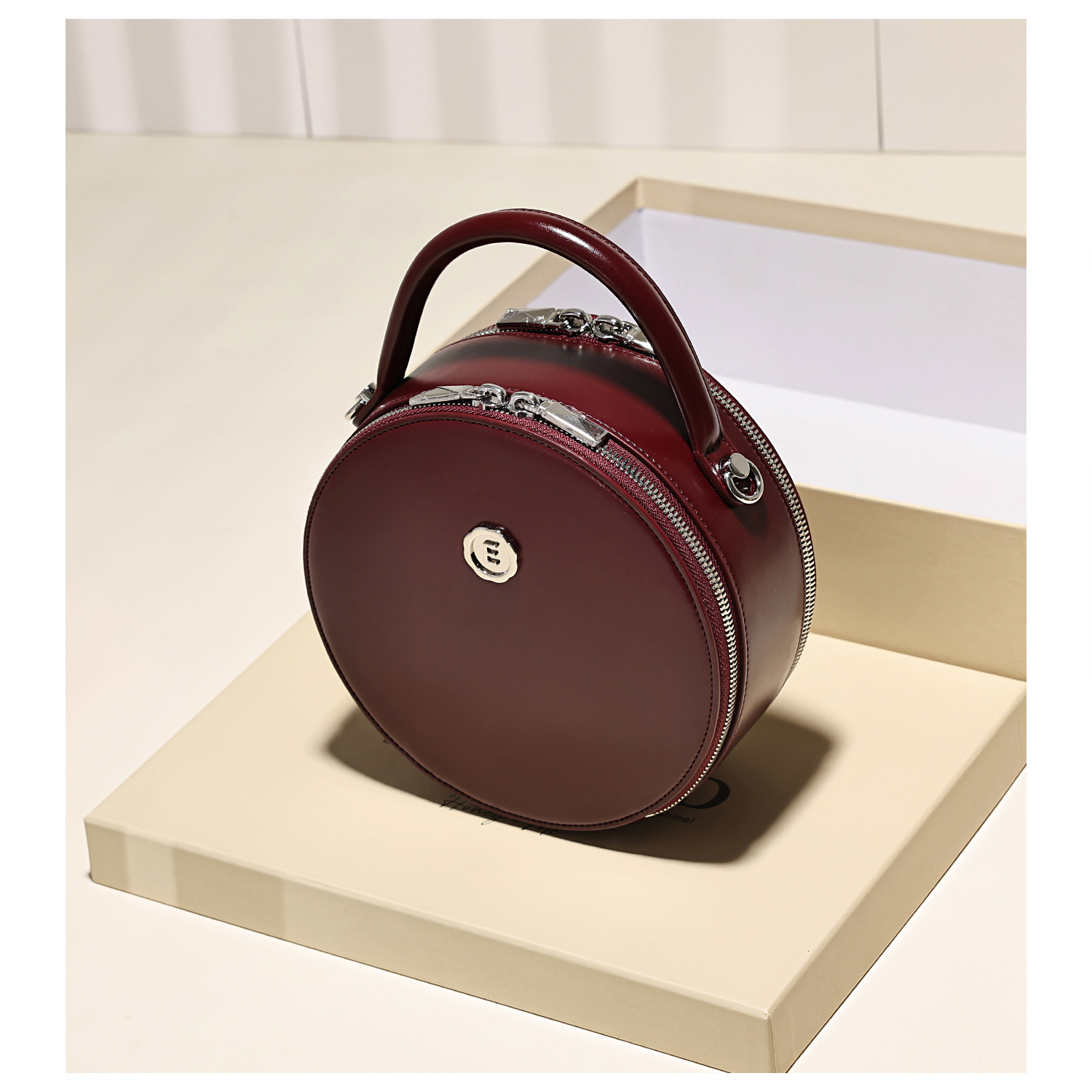 GXFMOD小众设计红色真皮小圆包2025秋冬新款时尚轻奢单肩包斜挎包