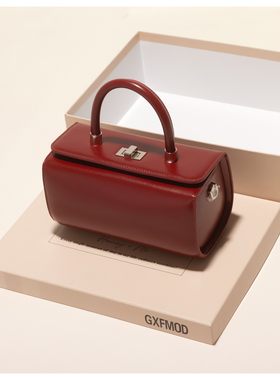 GXFMOD复古红色婚包女法式牛皮手提结婚包2026流行单肩斜挎新娘包