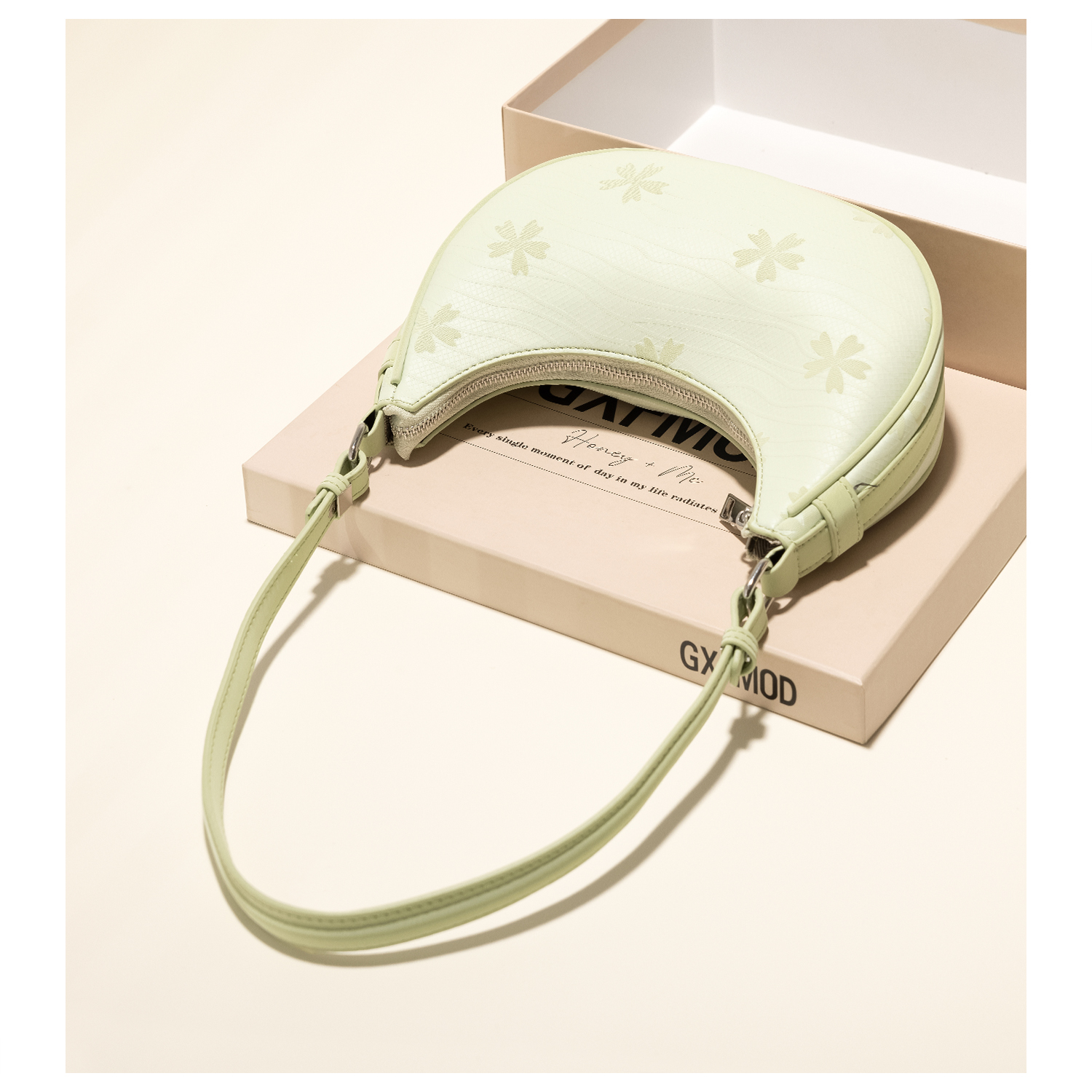 GXFMOD法式腋下包小清新法棍包