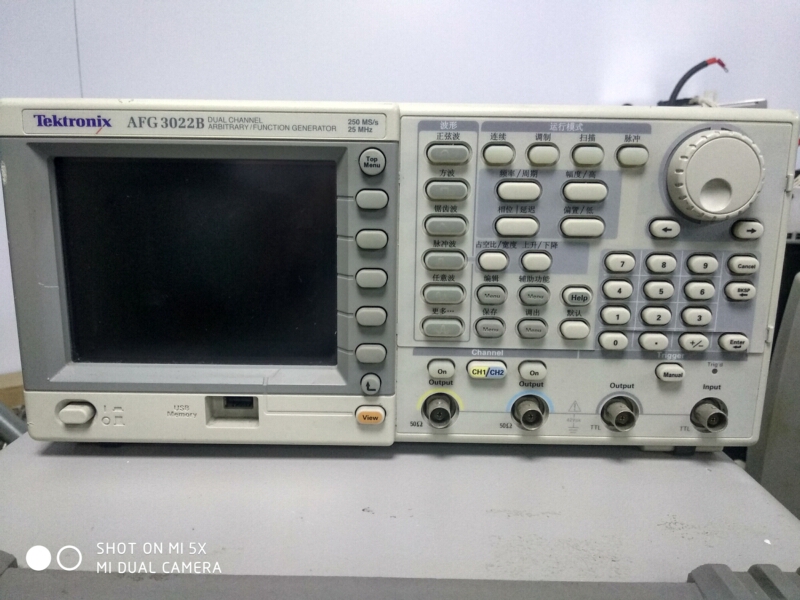 二手泰克AFG3022B数字函数信号发生器25MHz九成新成色带保修包邮