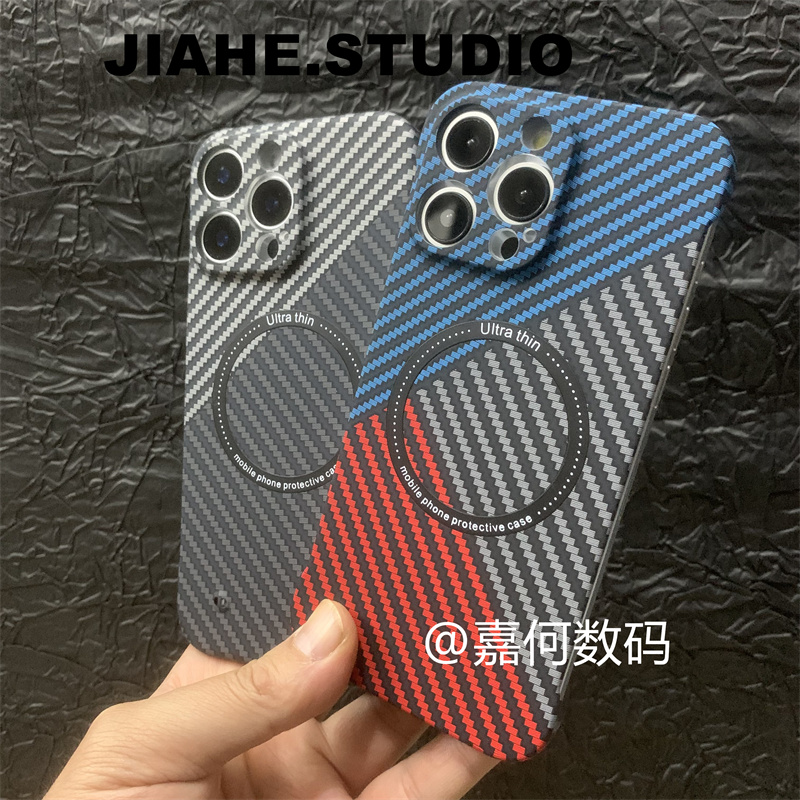 磁吸无边框碳纤维纹适用iPhone16proMax手机壳苹果15proMax硬壳14promax轻薄13pro保护壳半包12简约轻奢男11
