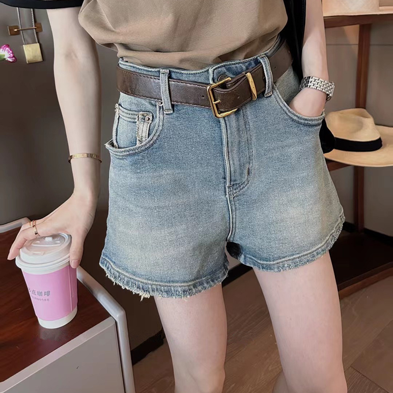 2025夏季新款百搭高腰显瘦牛仔短裤大码女装宽松遮肉a字阔腿裤子