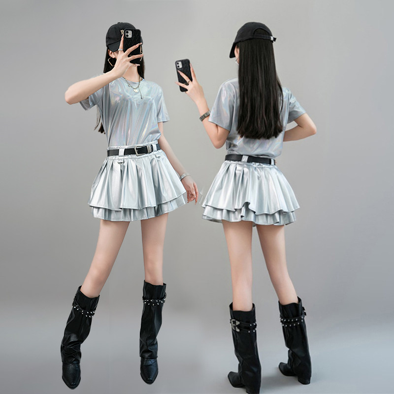 银色亮面爵士舞服装女拉拉队镭射上衣PU皮百褶蓬蓬短裙跳舞演出服