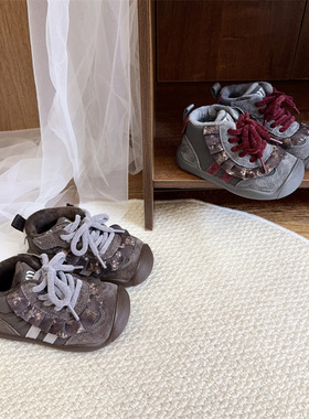 61375儿童复古德训鞋2025冬季韩版花边加绒二棉防滑软底休闲鞋