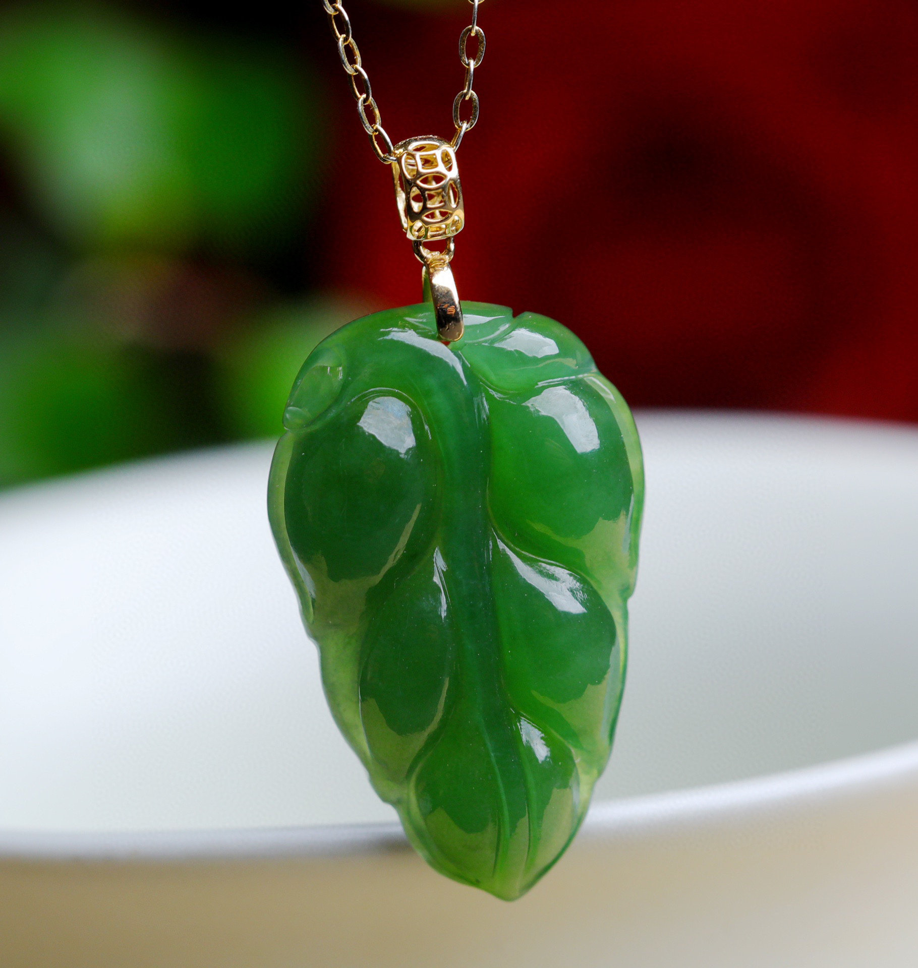 纯天然和田玉碧玉树叶吊坠18k金镶嵌小众轻奢时尚百搭2022新款