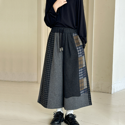 女童裤子秋冬款2026新款儿童初中生毛呢拼接裙裤女大童加绒阔腿裤