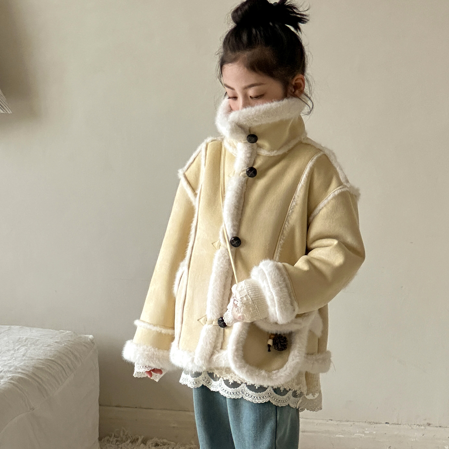 女童皮毛一体外套2025新款今年流行爆款秋冬装女大童加厚保暖上衣